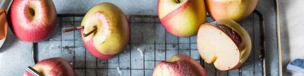 Air Fryer Baked Apples