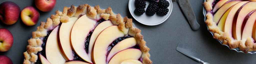 Blackberry and Nectarine Pie with Apples